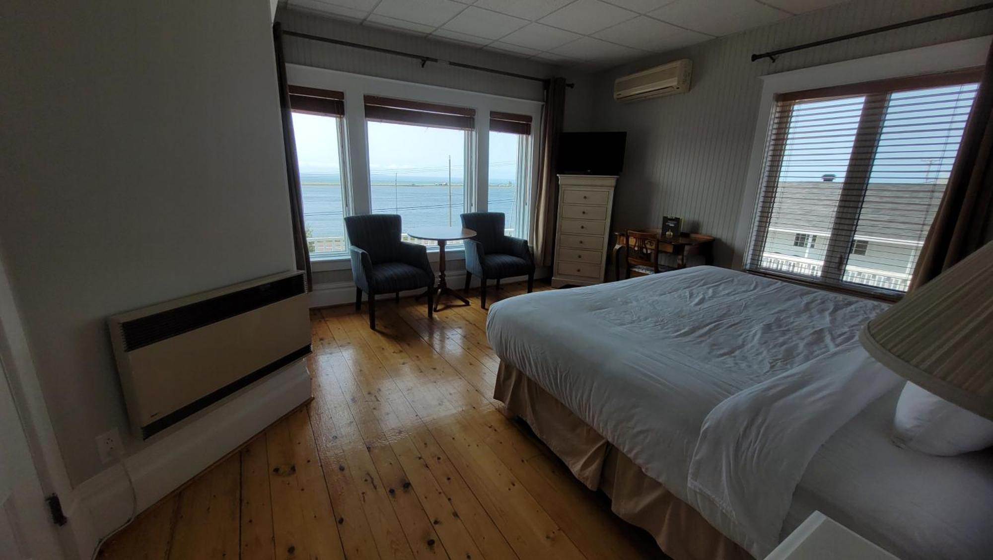 Hotel Aquamer Carleton-sur-Mer Exterior photo